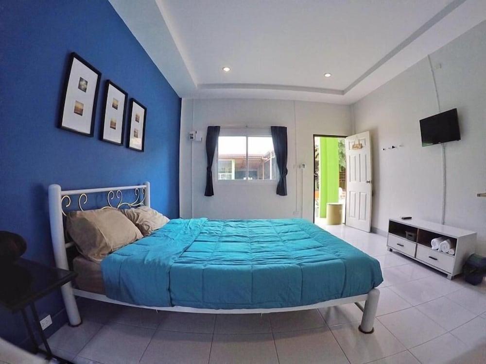 VII House Rawai Phuket Villa ภายนอก รูปภาพ