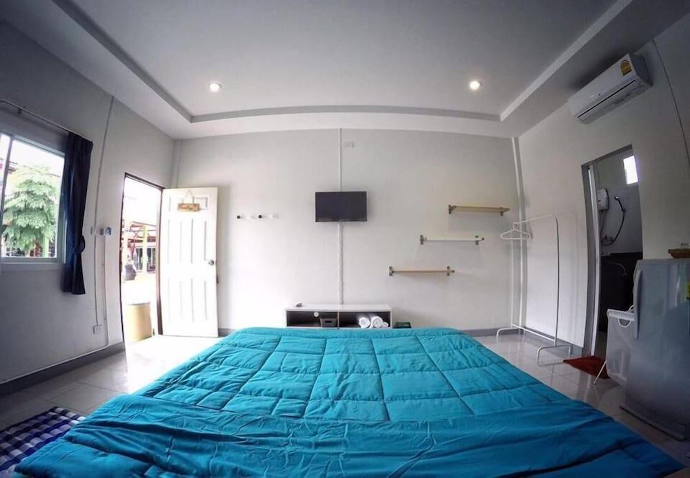 VII House Rawai Phuket Villa ภายนอก รูปภาพ