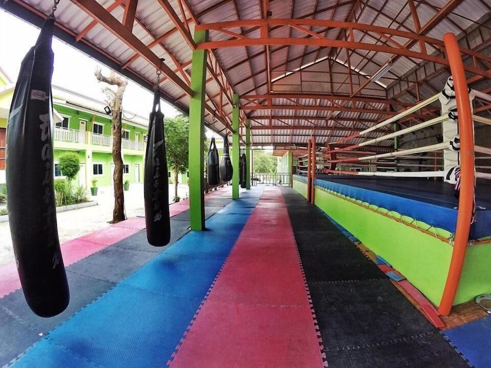 VII House Rawai Phuket Villa ภายนอก รูปภาพ